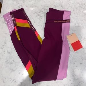 NWT Lululemon break ground tight